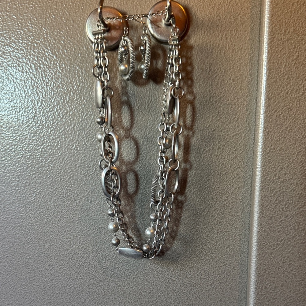 Chic Silver Layered Necklace & earrings